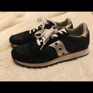 Saucony original tennis shoes